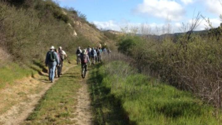 Family Hike, Agua Chinon