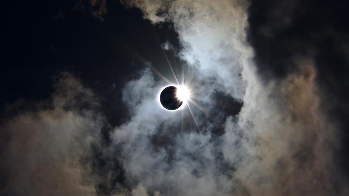 Solar eclipse 