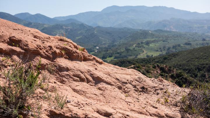 Red Rock Lure and Lull